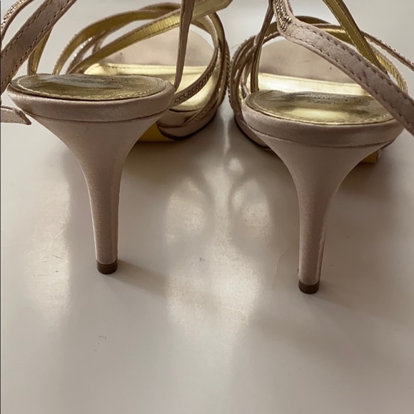 Women’s bridal gold heels size 9.5 - Picture 5 of 5